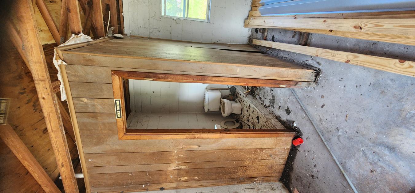 Right smack in the dead center of Baldwin, your future business locati – image 11