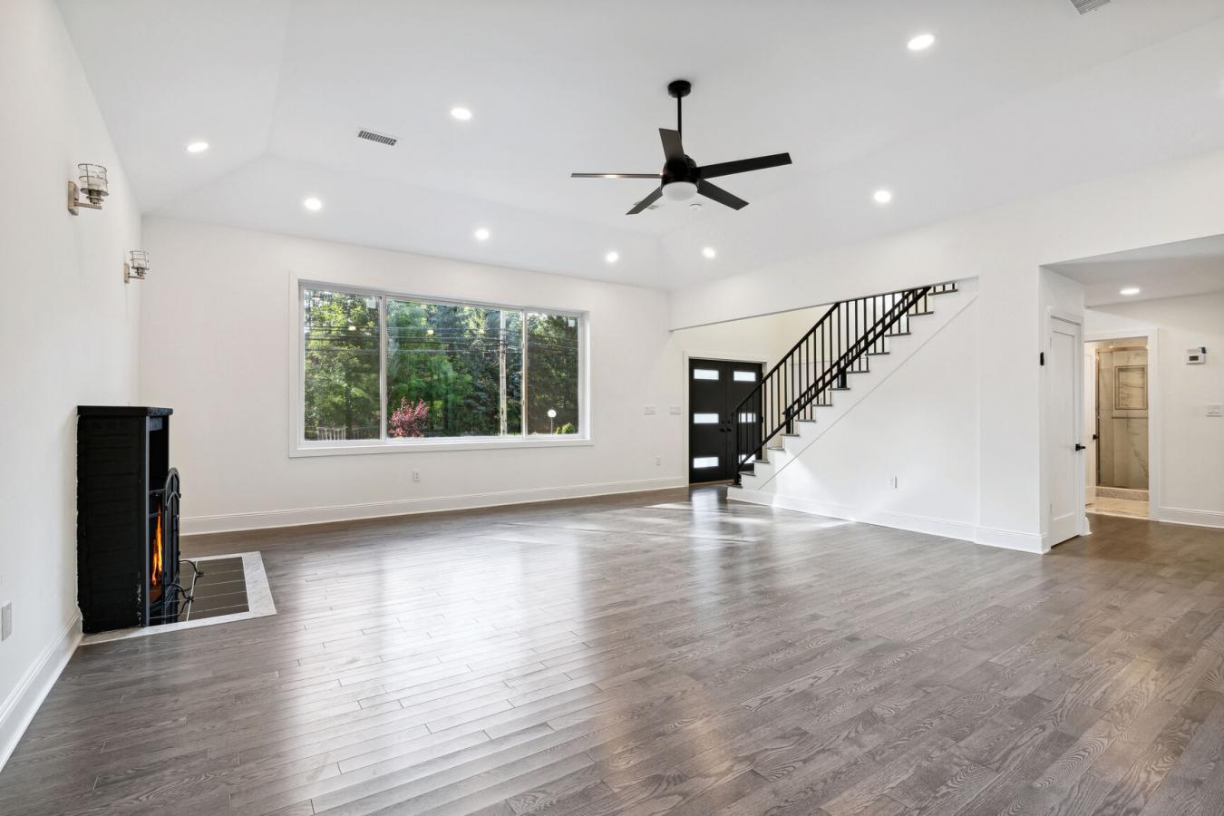 291 Tappan Road, Norwood, New Jersey, 07648, United States, 4 Bedrooms Bedrooms, ,5 BathroomsBathrooms,Residential,For Sale,291 Tappan Road,1586015