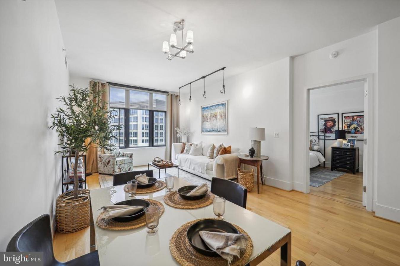 4301 MILITARY Unit 604, WASHINGTON, DC, 20015, United States, 2 Bedrooms Bedrooms, ,2 BathroomsBathrooms,Residential,For Sale,4301 MILITARY Unit 604,1592182