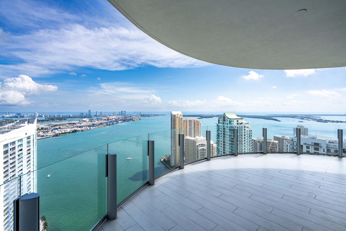 300 Biscayne Boulevard Way, Miami, FL, 33131, United States, 5 Bedrooms Bedrooms, ,5 BathroomsBathrooms,Residential,For Sale,300 Biscayne Boulevard Way,1592179