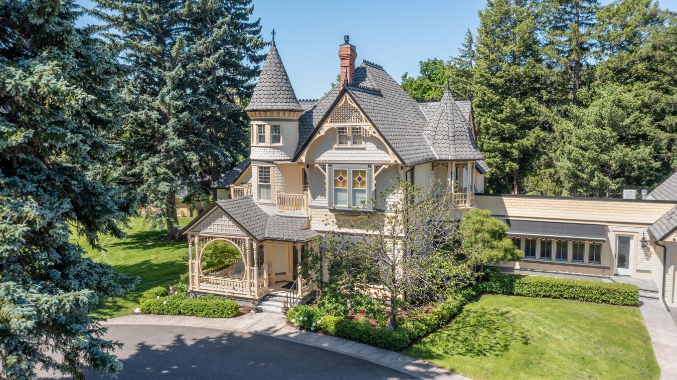 2215 Raymond Ave, Missoula, MT, 59802, United States, 6 Bedrooms Bedrooms, ,6 BathroomsBathrooms,Residential,For Sale,2215 Raymond Ave,1596543