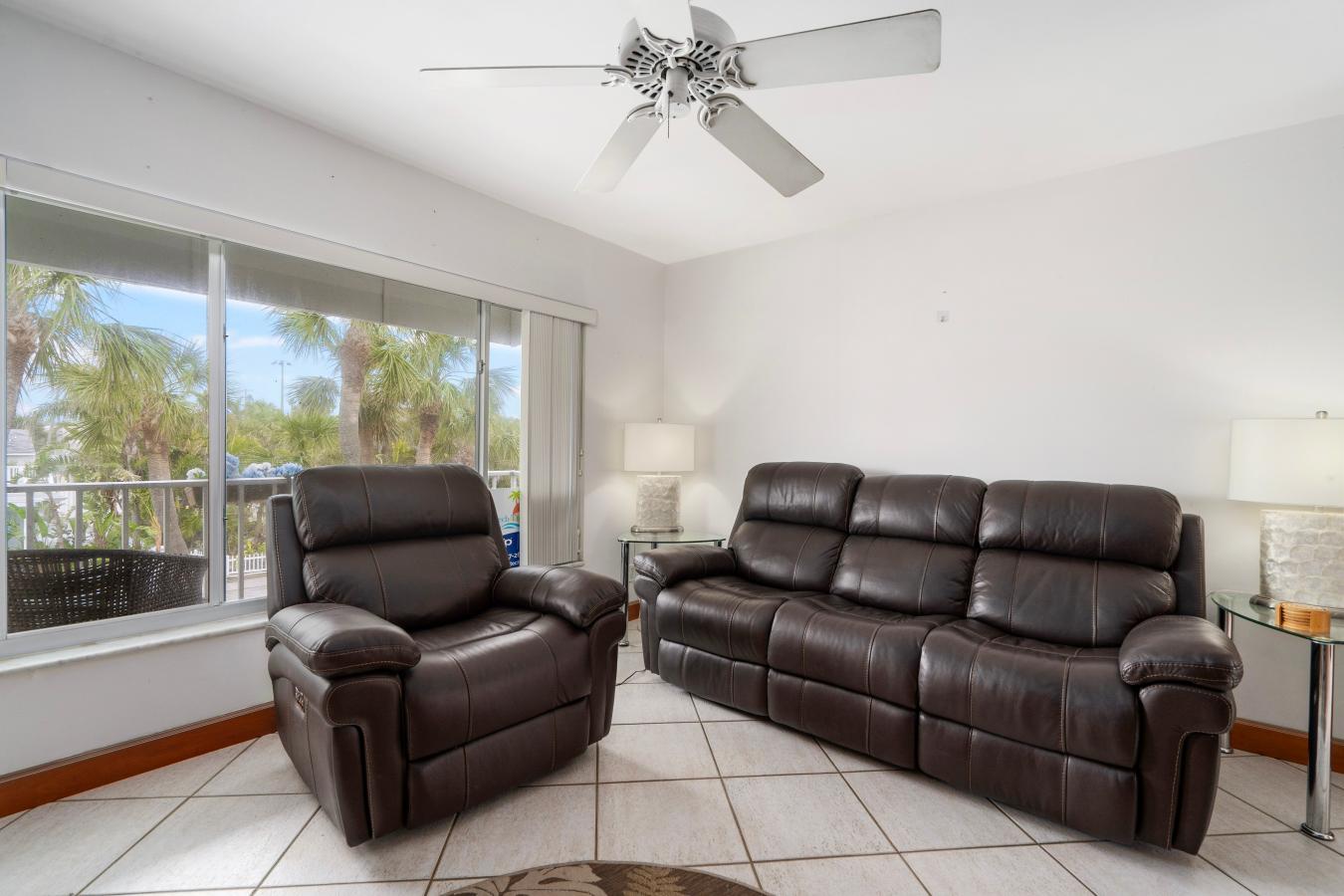 108 14TH AVENUE #3, ST PETE BEACH, Florida, 33706, United States, 1 Bedroom Bedrooms, ,1 BathroomBathrooms,Residential,For Sale,108 14TH AVENUE #3,1595587