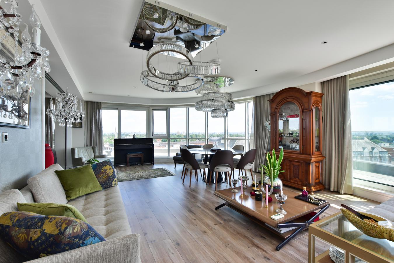 Flat 28 Quartz House, 12 New Broadway, Dickens Yard, London, W5 2XA, United Kingdom, 6 Bedrooms Bedrooms, ,5 BathroomsBathrooms,Residential,For Sale,Flat 28 Quartz House, 12 New Broadway,1595585