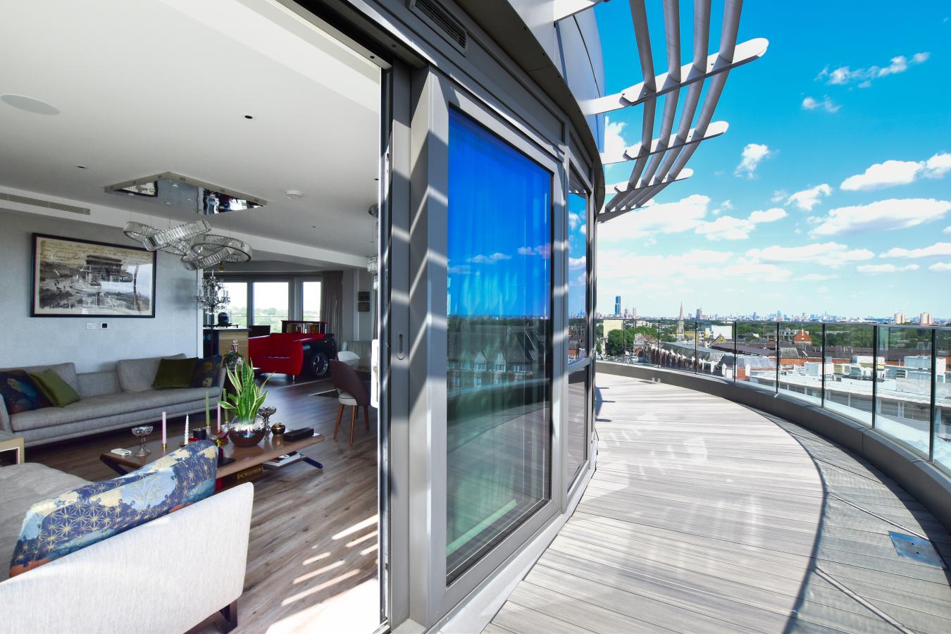 Flat 28 Quartz House, 12 New Broadway, Dickens Yard, London, W5 2XA, United Kingdom, 6 Bedrooms Bedrooms, ,5 BathroomsBathrooms,Residential,For Sale,Flat 28 Quartz House, 12 New Broadway,1595585