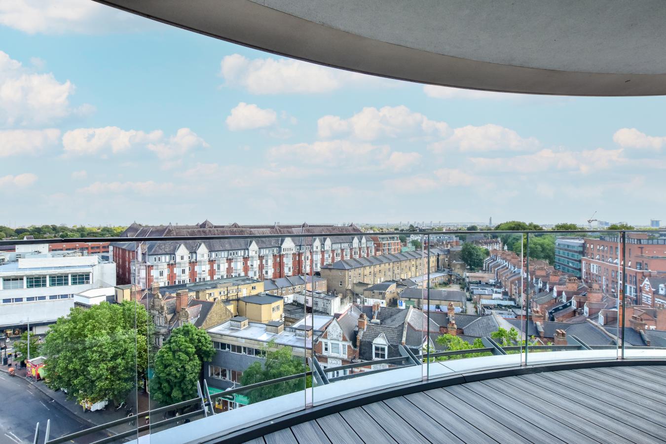 Flat 28 Quartz House, 12 New Broadway, Dickens Yard, London, W5 2XA, United Kingdom, 6 Bedrooms Bedrooms, ,5 BathroomsBathrooms,Residential,For Sale,Flat 28 Quartz House, 12 New Broadway,1595585