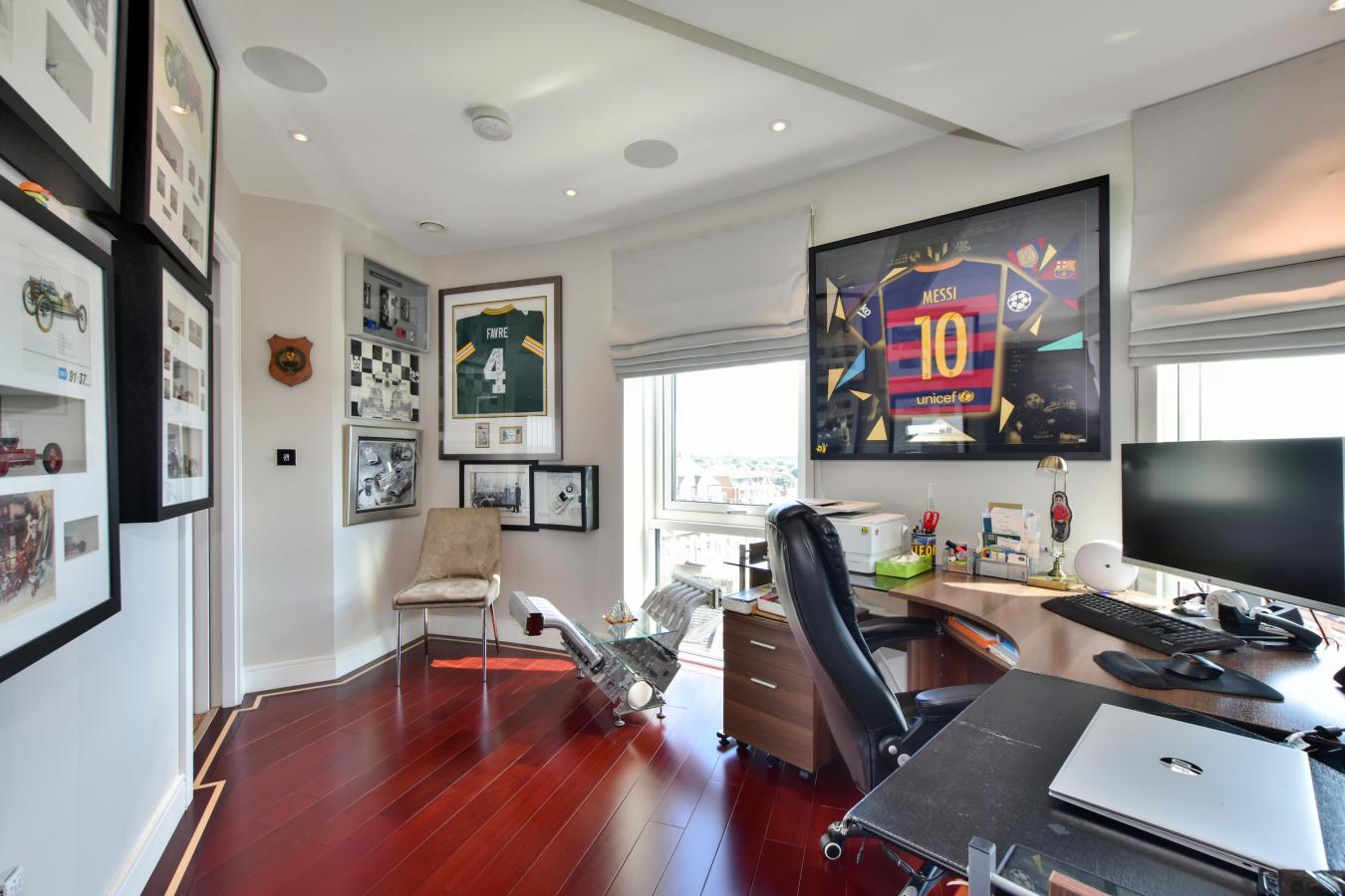 Flat 28 Quartz House, 12 New Broadway, Dickens Yard, London, W5 2XA, United Kingdom, 6 Bedrooms Bedrooms, ,5 BathroomsBathrooms,Residential,For Sale,Flat 28 Quartz House, 12 New Broadway,1595585