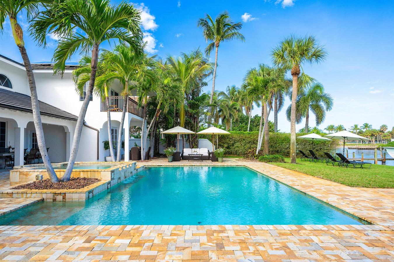 11932 S Edgewater Drive, Palm Beach Gardens, FL, 33410, United States, 5 Bedrooms Bedrooms, ,4 BathroomsBathrooms,Residential,For Sale,11932 S Edgewater Drive,1595572