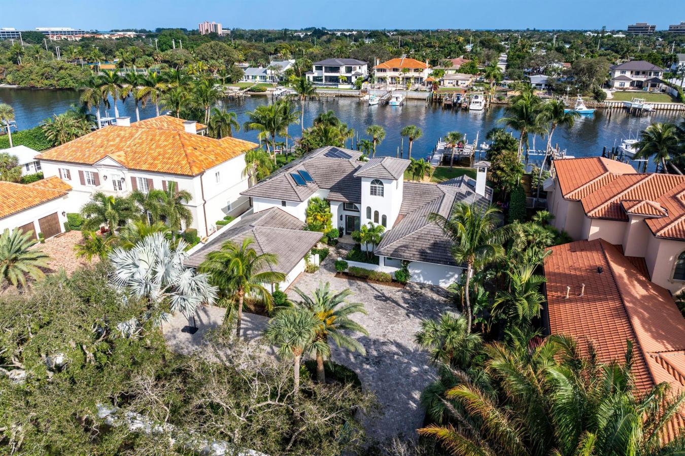 11932 S Edgewater Drive, Palm Beach Gardens, FL, 33410, United States, 5 Bedrooms Bedrooms, ,4 BathroomsBathrooms,Residential,For Sale,11932 S Edgewater Drive,1595572