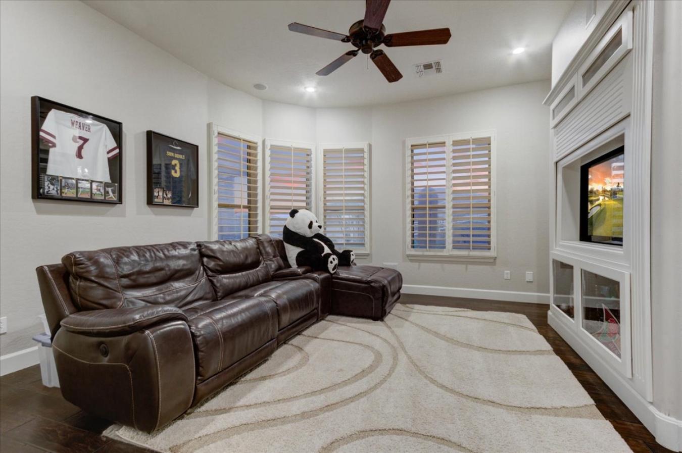 14211 S 5th Street, Phoenix, Arizona, 85048, United States, ,Residential,For Sale,14211 S 5th Street,1596797