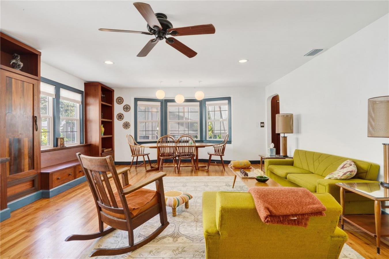 2827 11TH AVENUE N, ST PETERSBURG, Florida, 33713, United States, 2 Bedrooms Bedrooms, ,2 BathroomsBathrooms,Residential,For Sale,2827 11TH AVENUE N,1598421