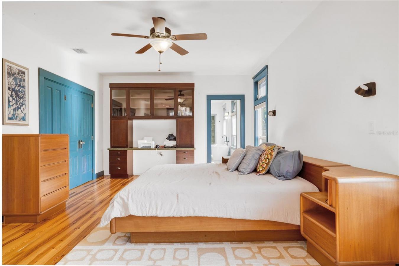 2827 11TH AVENUE N, ST PETERSBURG, Florida, 33713, United States, 2 Bedrooms Bedrooms, ,2 BathroomsBathrooms,Residential,For Sale,2827 11TH AVENUE N,1598421
