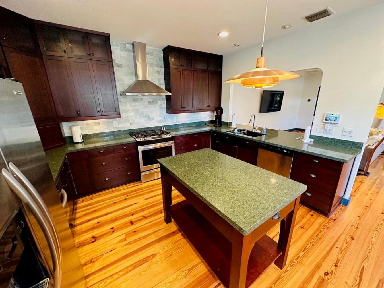 2827 11TH AVENUE N, ST PETERSBURG, Florida, 33713, United States, 2 Bedrooms Bedrooms, ,2 BathroomsBathrooms,Residential,For Sale,2827 11TH AVENUE N,1598421
