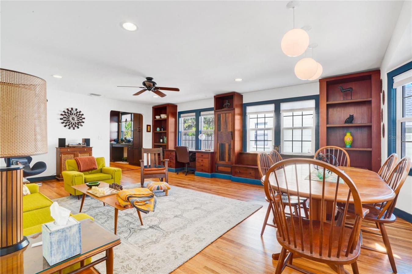 2827 11TH AVENUE N, ST PETERSBURG, Florida, 33713, United States, 2 Bedrooms Bedrooms, ,2 BathroomsBathrooms,Residential,For Sale,2827 11TH AVENUE N,1598421