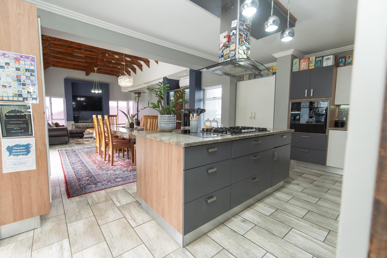 Port Elizabeth, 6065, South Africa, 4 Bedrooms Bedrooms, ,3 BathroomsBathrooms,Residential,For Sale,1677604