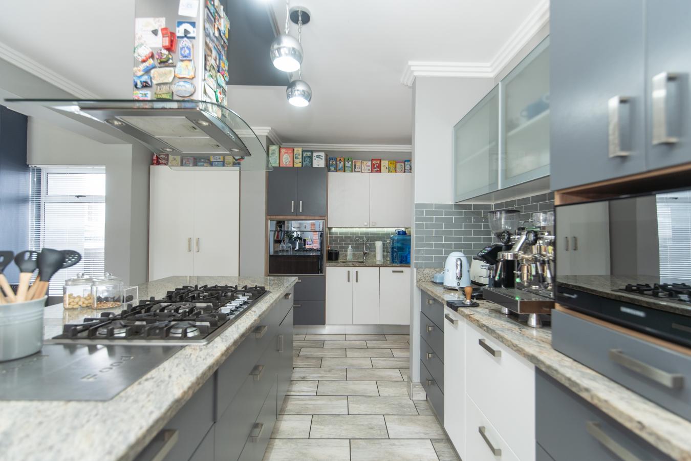 Port Elizabeth, 6065, South Africa, 4 Bedrooms Bedrooms, ,3 BathroomsBathrooms,Residential,For Sale,1677604