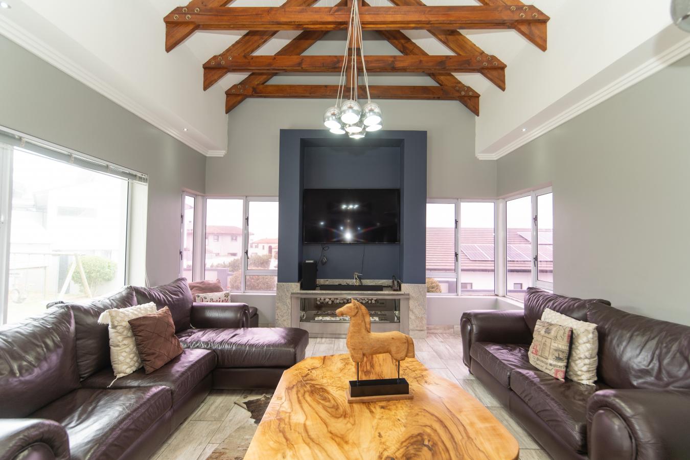 Port Elizabeth, 6065, South Africa, 4 Bedrooms Bedrooms, ,3 BathroomsBathrooms,Residential,For Sale,1677604