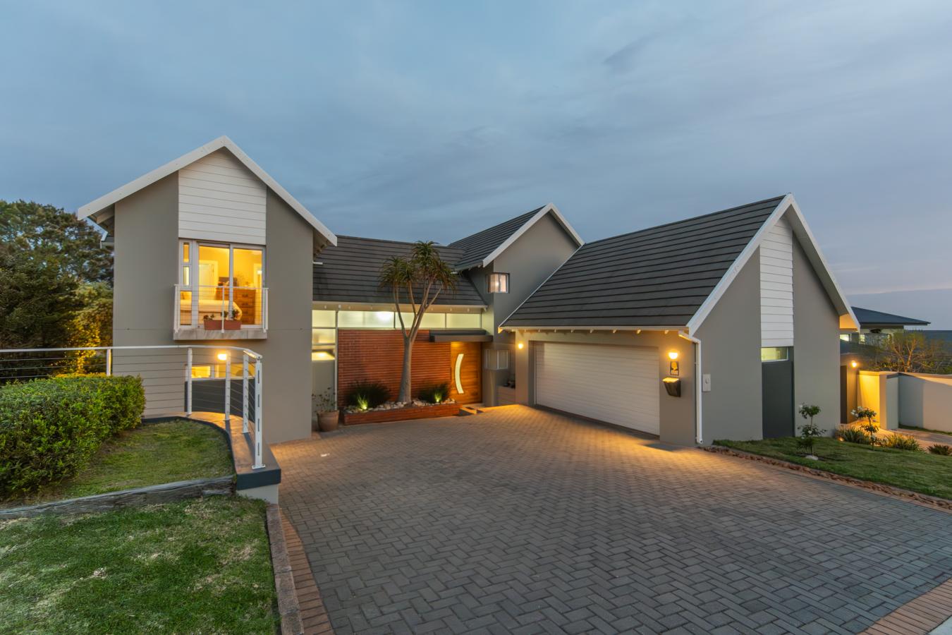 Port Elizabeth, 6065, South Africa, 4 Bedrooms Bedrooms, ,3 BathroomsBathrooms,Residential,For Sale,1677604 Port Elizabeth, 6065, South Africa, 4 Bedrooms Bedrooms, ,3 BathroomsBathrooms,Residential,For Sale,1677604