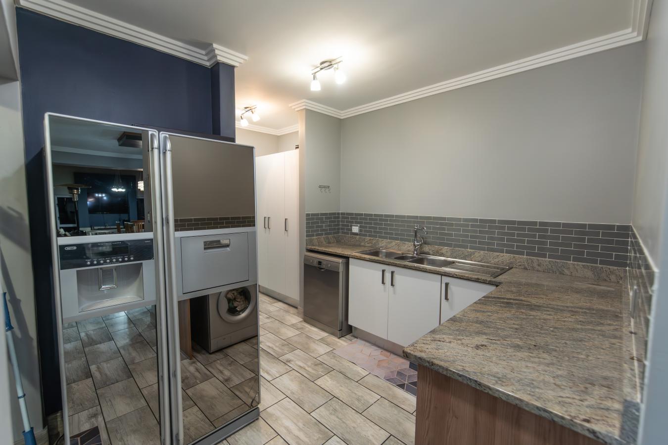 Port Elizabeth, 6065, South Africa, 4 Bedrooms Bedrooms, ,3 BathroomsBathrooms,Residential,For Sale,1677604