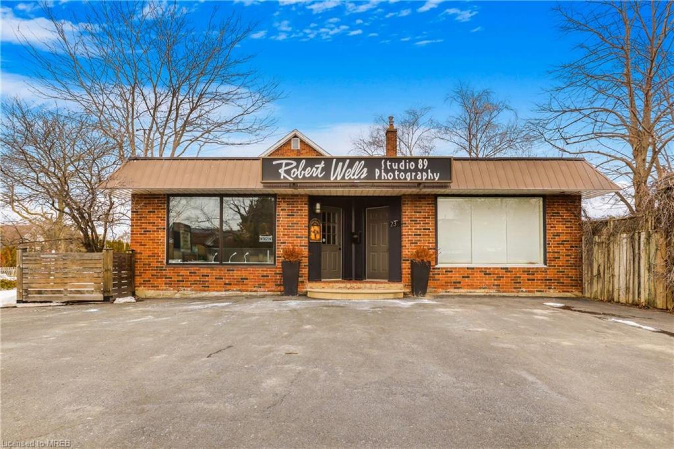 8 Warwick Road, Hamilton, Ontario, L8E 1Y3, Canada, 3 Bedrooms Bedrooms, ,2 BathroomsBathrooms,Residential,For Sale,8 Warwick Road,1601224