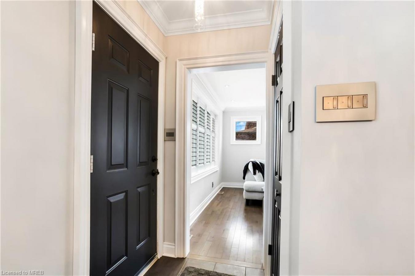 8 Warwick Road, Hamilton, Ontario, L8E 1Y3, Canada, 3 Bedrooms Bedrooms, ,2 BathroomsBathrooms,Residential,For Sale,8 Warwick Road,1601224