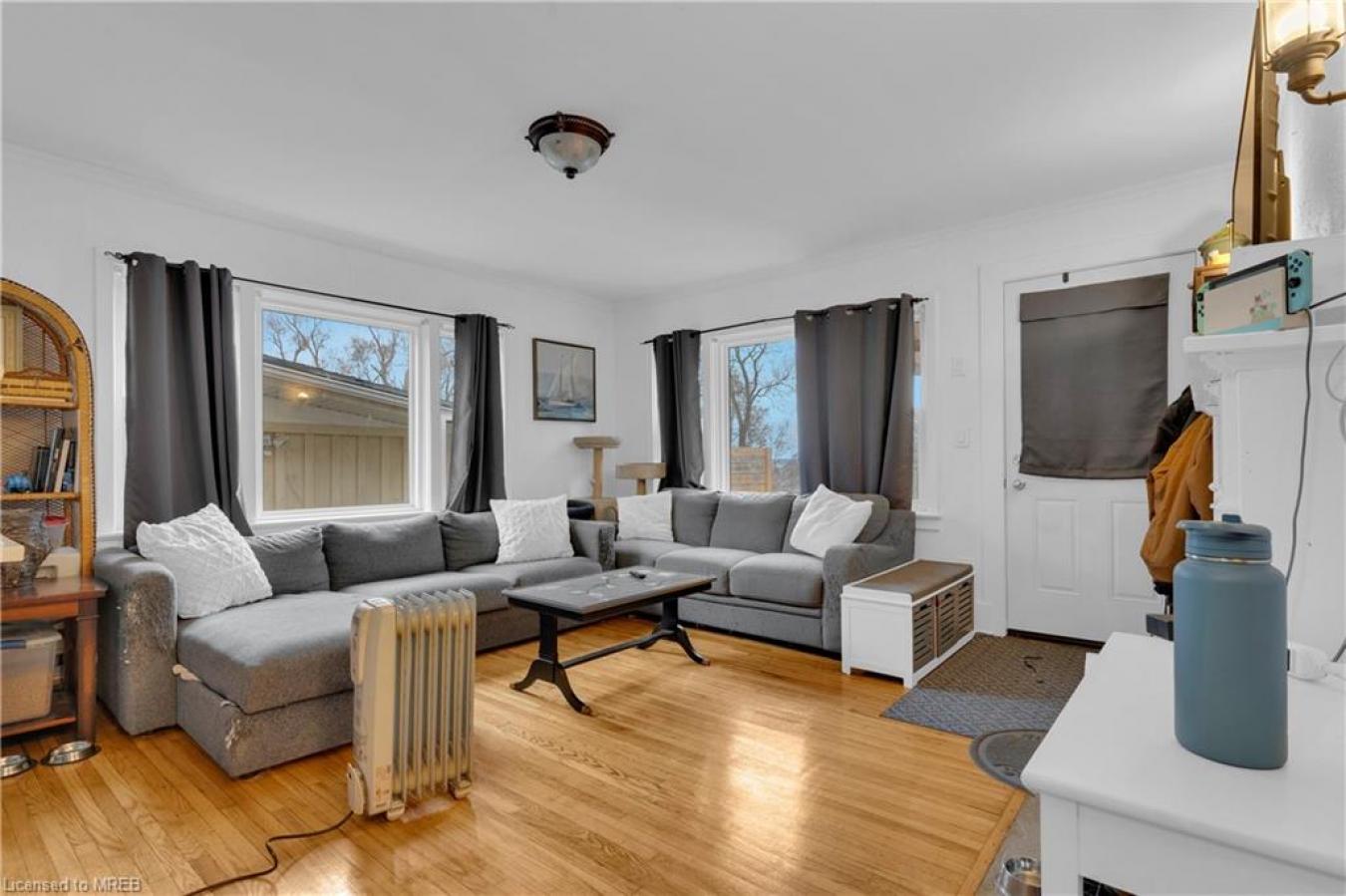 152 Terrace Hill Street, Brantford, ON, N3R 1G6, Canada, 5 Bedrooms Bedrooms, ,Residential,For Sale,152 Terrace Hill Street,1601221