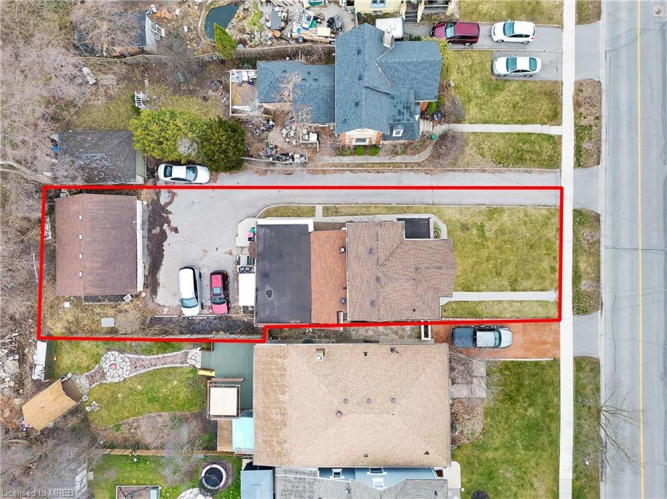 152 Terrace Hill Street, Brantford, ON, N3R 1G6, Canada, 5 Bedrooms Bedrooms, ,Residential,For Sale,152 Terrace Hill Street,1601221