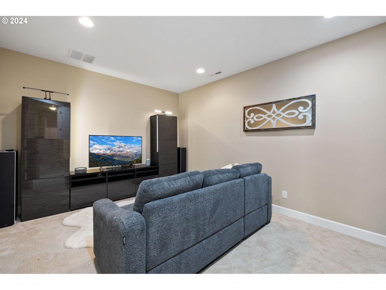 1720 NW KLICKITAT STREET, Camas, Washington, 98607, United States, 4 Bedrooms Bedrooms, ,3 BathroomsBathrooms,Residential,For Sale,1720 NW KLICKITAT STREET,1603697