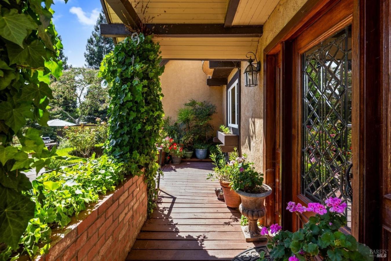 4038 E 3rd Avenue, Napa, California, 94558, United States, 4 Bedrooms Bedrooms, ,3 BathroomsBathrooms,Residential,For Sale,4038 E 3rd Avenue,1603692