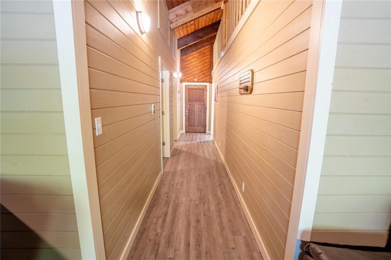 32377 MO-MM, Warsaw, MO, 65355, United States, ,Residential,For Sale,32377 MO-MM,1603652