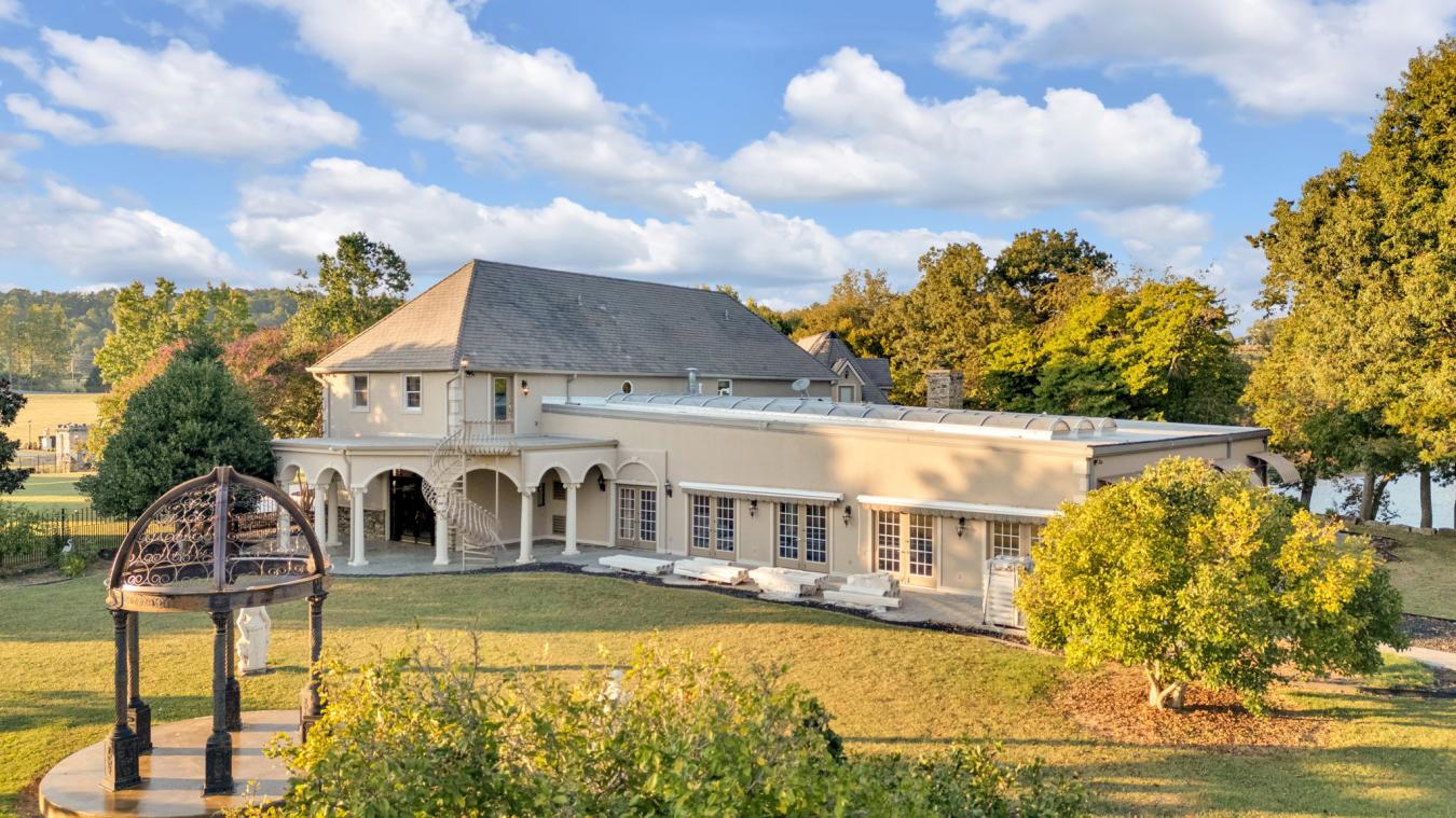 220 Degrasse Drive, Johnson City, TN, 37601, United States, 5 Bedrooms Bedrooms, ,7 BathroomsBathrooms,Residential,For Sale,220 Degrasse Drive,1605297