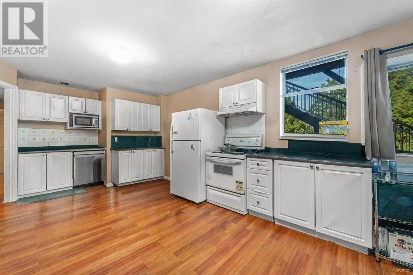 2976 CHRISTINA PLACE, Coquitlam, BC, V3C 5Z8, Canada, 7 Bedrooms Bedrooms, ,Residential,For Sale,2976 CHRISTINA PLACE,1605289