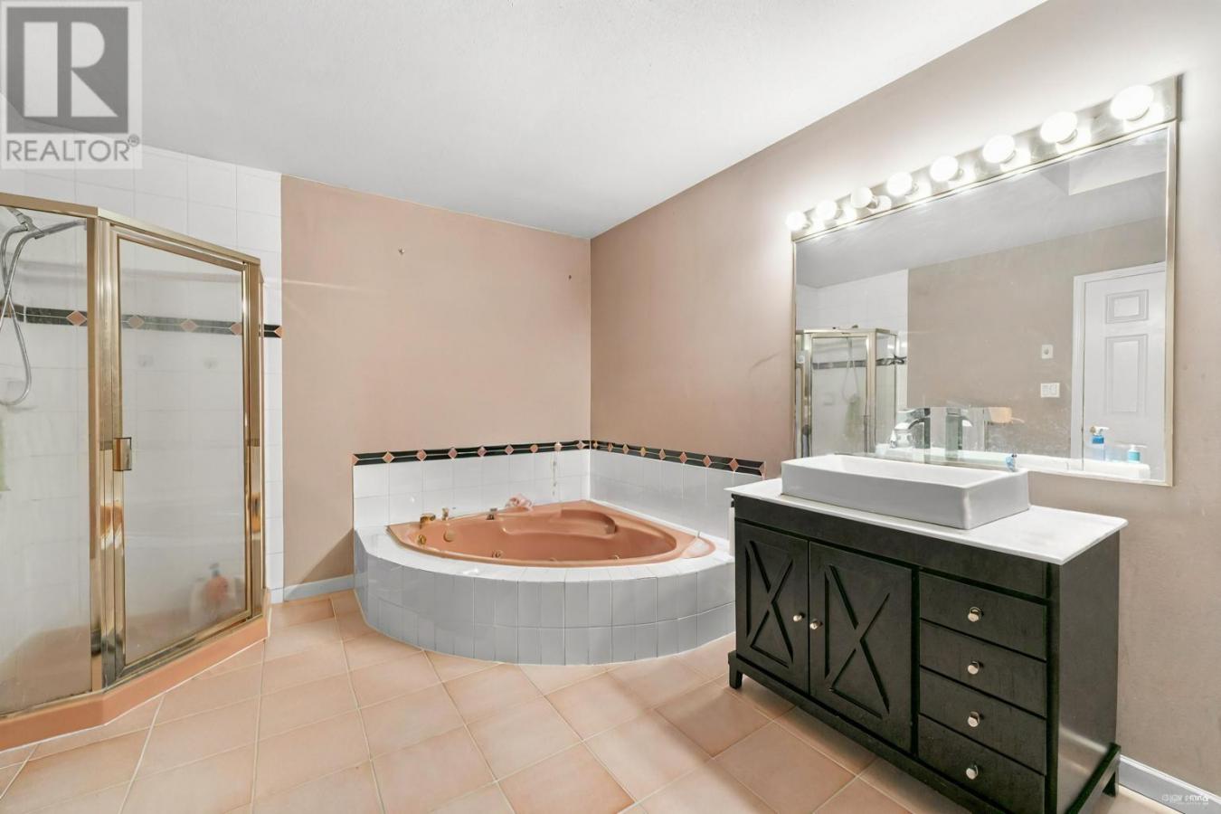 2976 CHRISTINA PLACE, Coquitlam, BC, V3C 5Z8, Canada, 7 Bedrooms Bedrooms, ,Residential,For Sale,2976 CHRISTINA PLACE,1605289