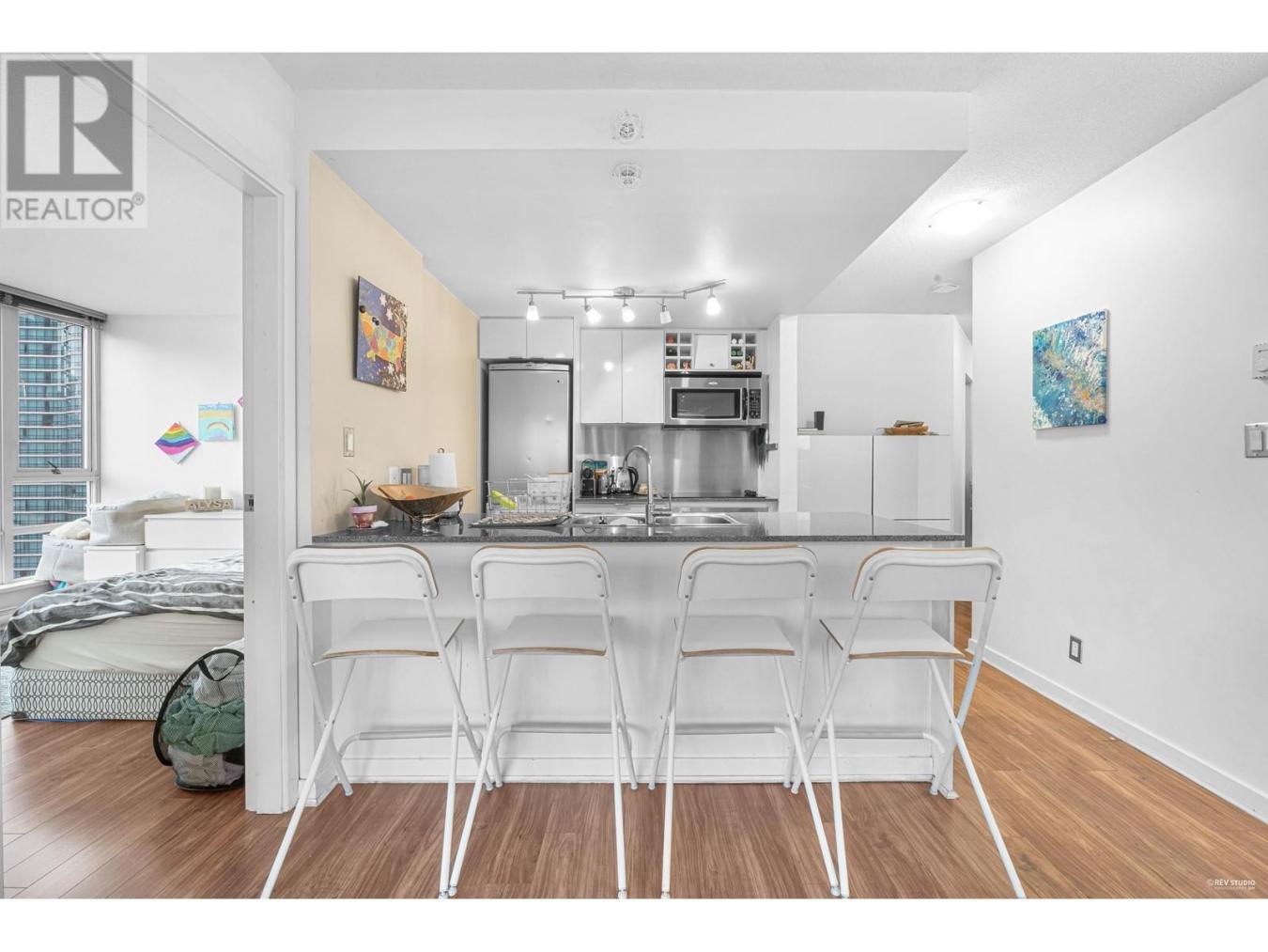 2203 788 HAMILTON STREET, Vancouver, British Columbia, V6B 0E9, Canada, 2 Bedrooms Bedrooms, ,Residential,For Sale,2203 788 HAMILTON STREET,1605288