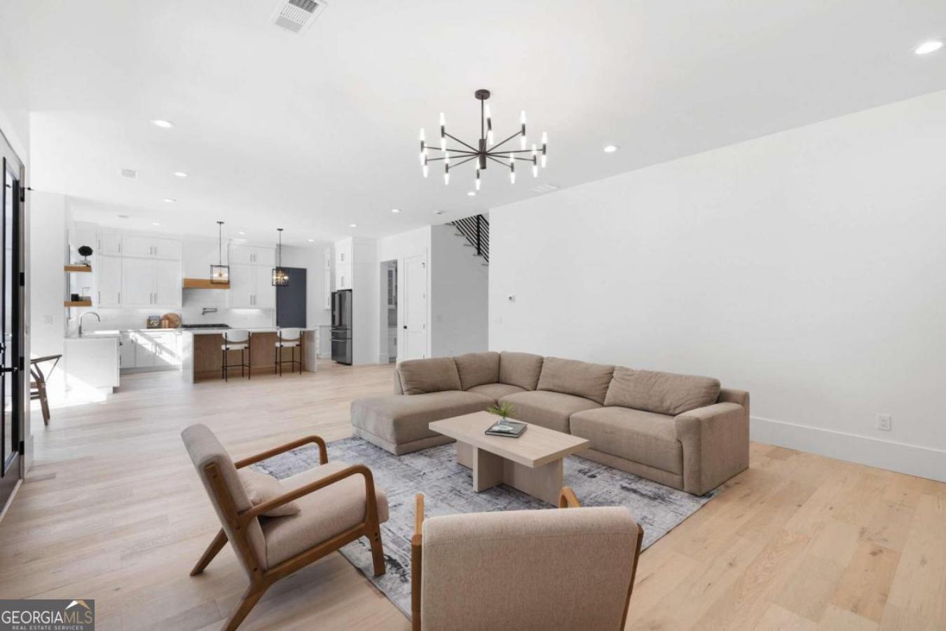 7472 Williams Road, Flowery Branch, GA, 30542, United States, 4 Bedrooms Bedrooms, ,4 BathroomsBathrooms,Residential,For Sale,7472 Williams Road,1605276