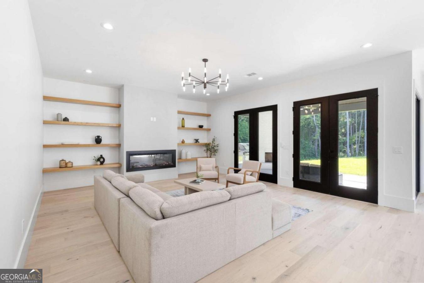 7472 Williams Road, Flowery Branch, GA, 30542, United States, 4 Bedrooms Bedrooms, ,4 BathroomsBathrooms,Residential,For Sale,7472 Williams Road,1605276