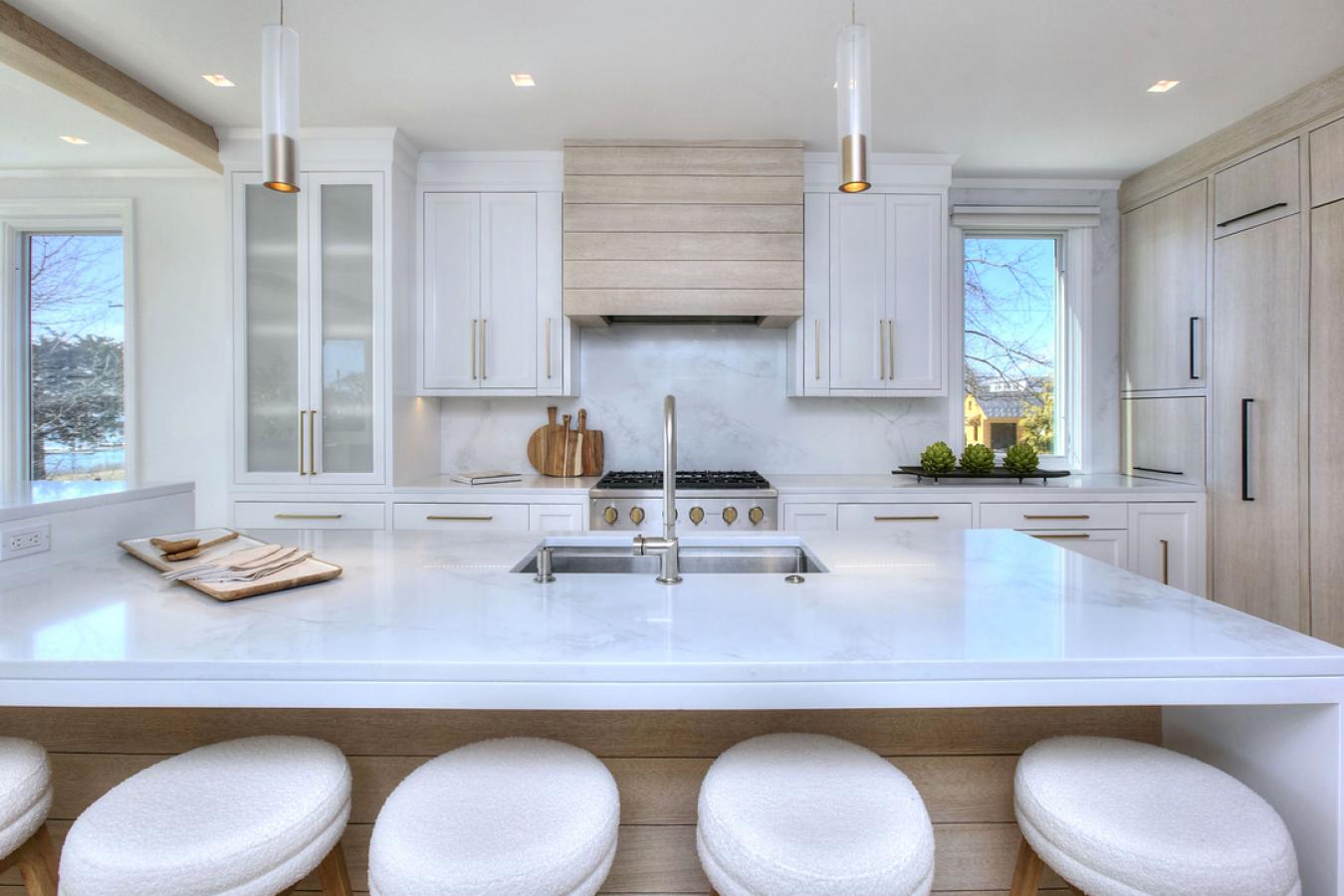 WESTPORT, Connecticut, 06880, United States, 4 Bedrooms Bedrooms, ,3 BathroomsBathrooms,Residential,For Sale,1765245