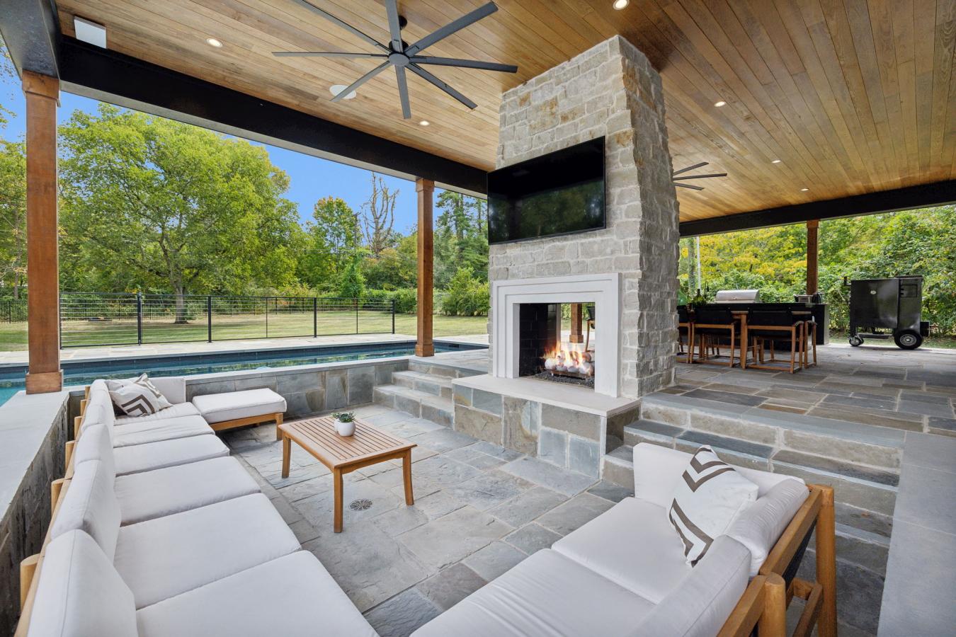 726 Vosswood Drive, Nashville, TN, 37205, United States, 5 Bedrooms Bedrooms, ,5 BathroomsBathrooms,Residential,For Sale,726 Vosswood Drive,1605267