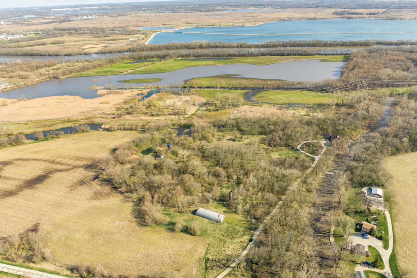 4965 Cemetery, Morris, IL, 60450, United States, 4 Bedrooms Bedrooms, ,3 BathroomsBathrooms,Residential,For Sale,4965 Cemetery,1607990