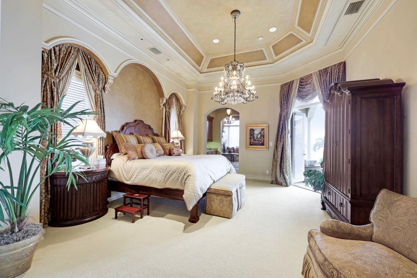 580 South Heathwood Drive, Marco Island, FL, 34145, United States, 4 Bedrooms Bedrooms, ,Residential,For Sale,580 South Heathwood Drive,1607972
