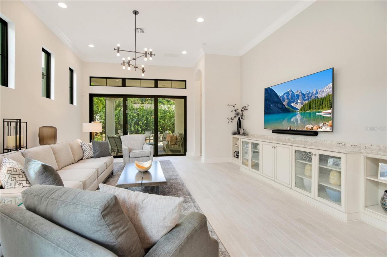 8125 VIA VITTORIA WAY, ORLANDO, Florida, 32819, United States, 4 Bedrooms Bedrooms, ,4 BathroomsBathrooms,Residential,For Sale,8125 VIA VITTORIA WAY,1608332