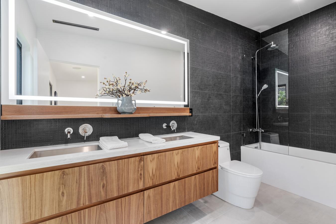 4508 Mount Vernon Drive, Los Angeles, CA, 90043, United States, 3 Bedrooms Bedrooms, ,3 BathroomsBathrooms,Residential,For Sale,4508 Mount Vernon Drive,1617551