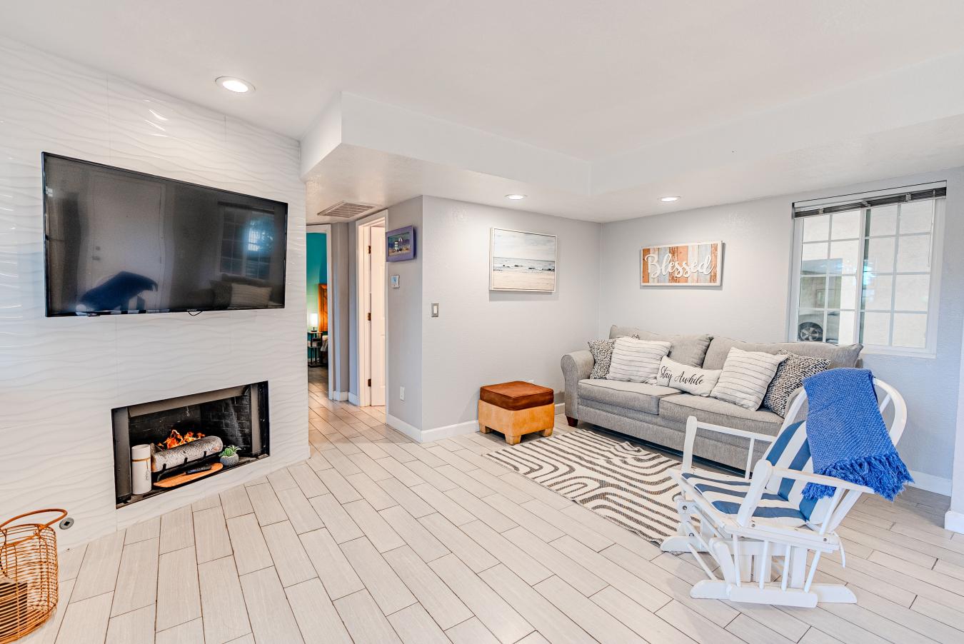 207 Elkwood Avenue Unit 1, Imperial Beach, CA, 91932, United States, 3 Bedrooms Bedrooms, ,2 BathroomsBathrooms,Residential,For Sale,207 Elkwood Avenue Unit 1,1608298