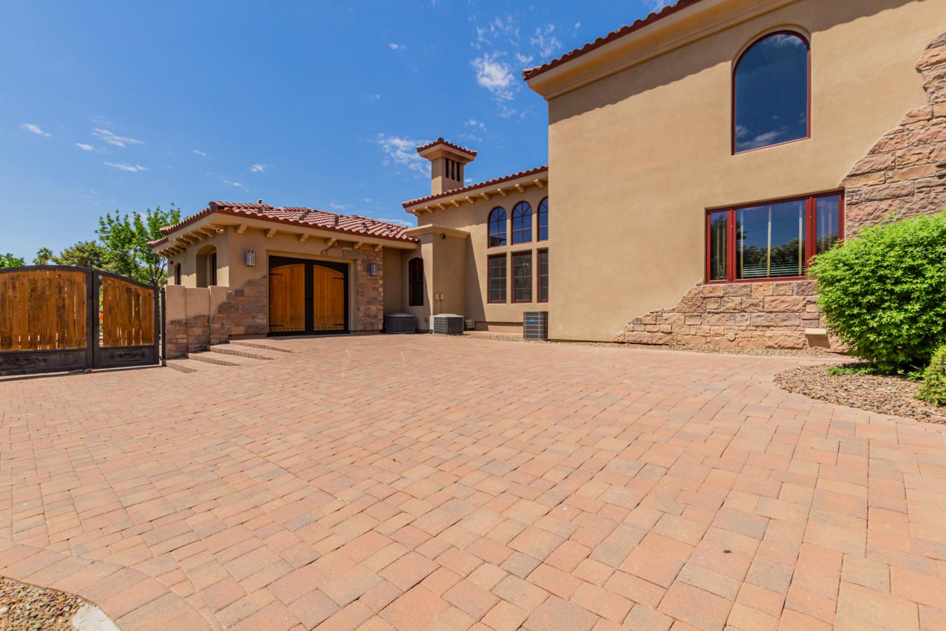 6215 East Turquoise Avenue, Paradise Valley, AZ, 85253, United States, 7 Bedrooms Bedrooms, ,8 BathroomsBathrooms,Residential,For Sale,6215 East Turquoise Avenue,1617923