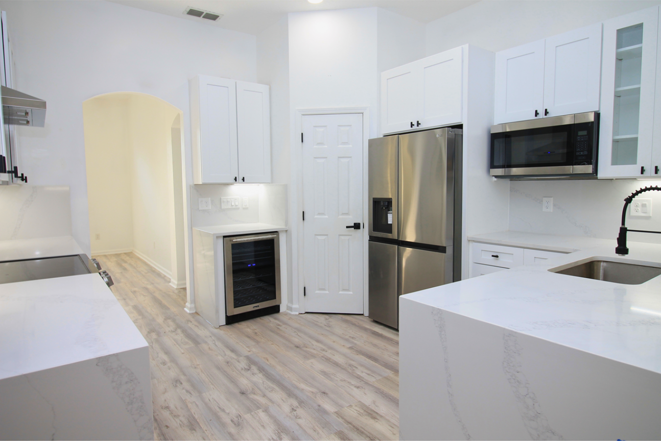 Welcome to your dream home-an impeccably remodeled 4-bedroom, 3-bathro – image 20