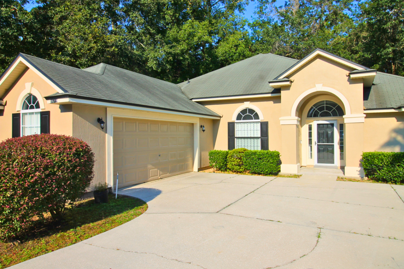 Welcome to your dream home-an impeccably remodeled 4-bedroom, 3-bathro – image 2