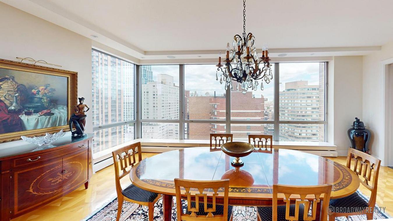 1965 Broadway, New York, NY, 10023, United States, 5 Bedrooms Bedrooms, ,4 BathroomsBathrooms,Residential,For Sale,1965 Broadway,1617544