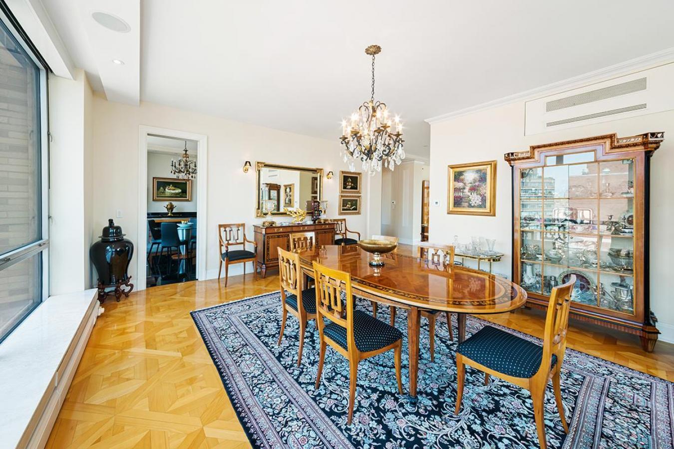 1965 Broadway, New York, NY, 10023, United States, 5 Bedrooms Bedrooms, ,4 BathroomsBathrooms,Residential,For Sale,1965 Broadway,1617544
