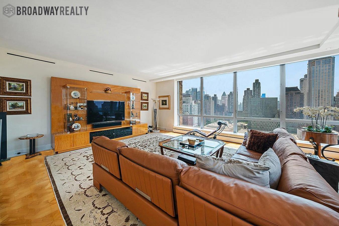 1965 Broadway, New York, NY, 10023, United States, 5 Bedrooms Bedrooms, ,4 BathroomsBathrooms,Residential,For Sale,1965 Broadway,1617544