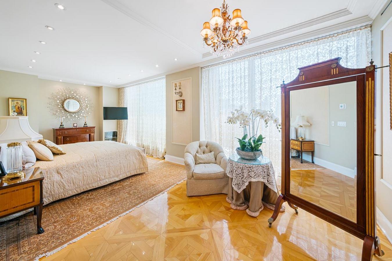 1965 Broadway, New York, NY, 10023, United States, 5 Bedrooms Bedrooms, ,4 BathroomsBathrooms,Residential,For Sale,1965 Broadway,1617544
