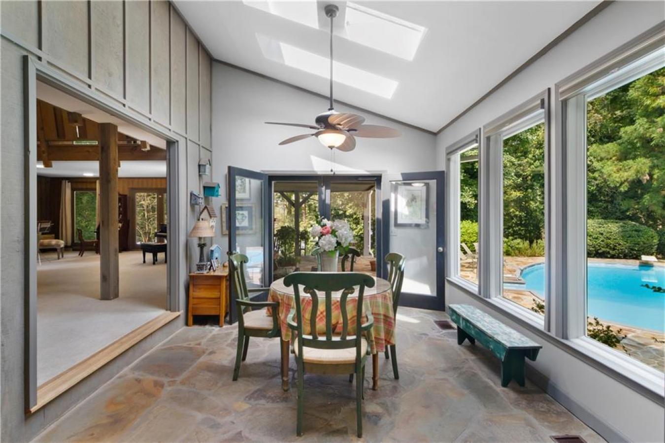 212 Middleton Shores, Anderson, SC, 29621, United States, 3 Bedrooms Bedrooms, ,5 BathroomsBathrooms,Residential,For Sale,212 Middleton Shores,1617909